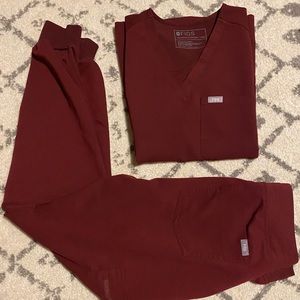 Burgundy Figs Scrub Set